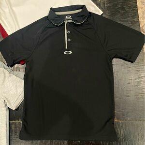 Size 10 Oakley, Polo, dri-fit, perfect condition.